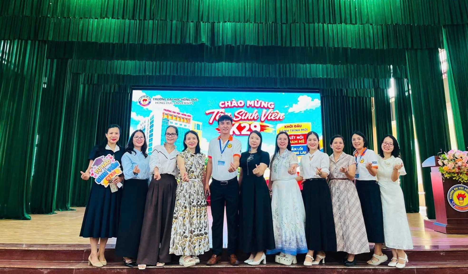 Khoa Khoa học xã hội và công tác tiếp sinh năm học 2026-2027